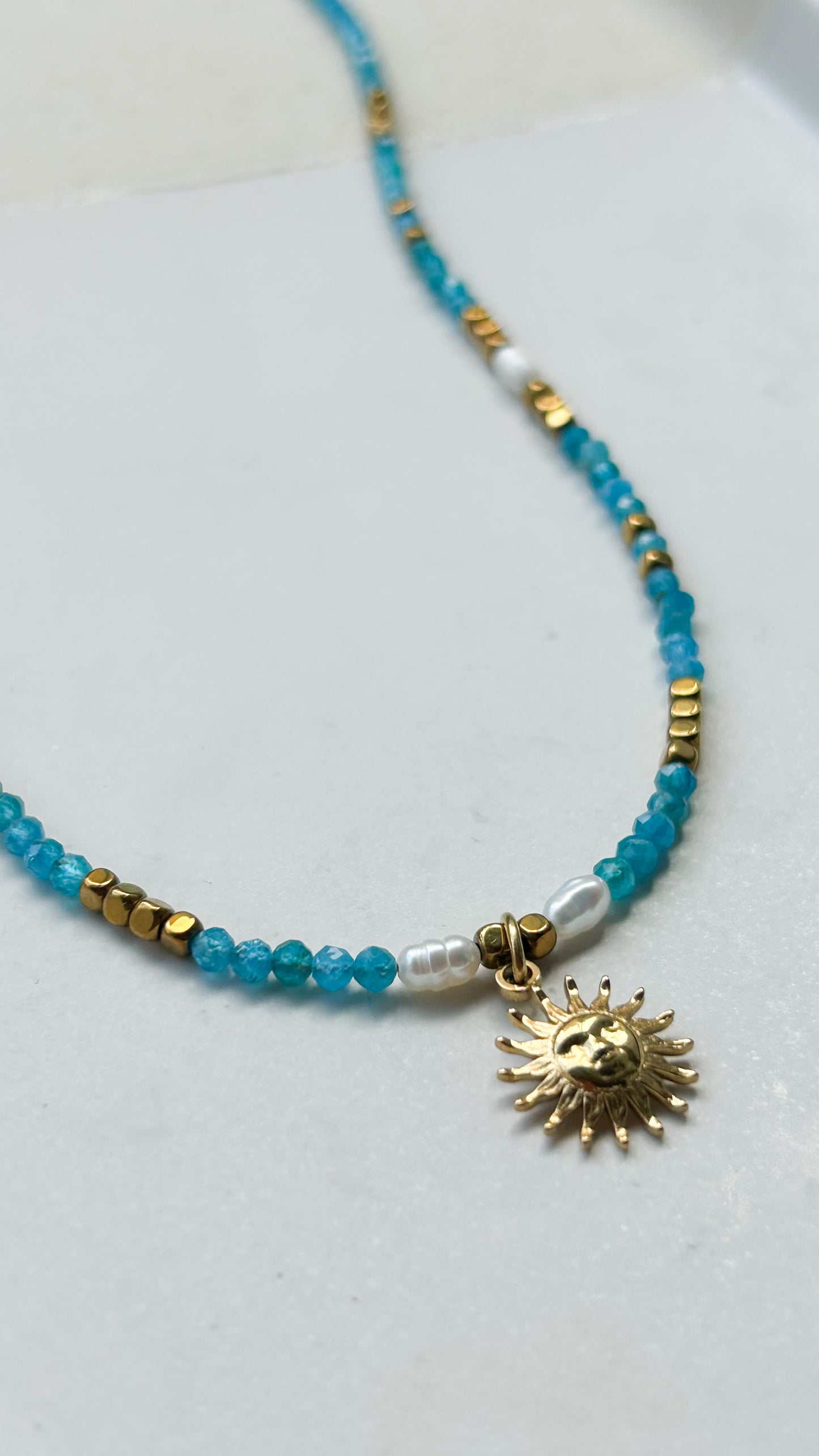 Collier So